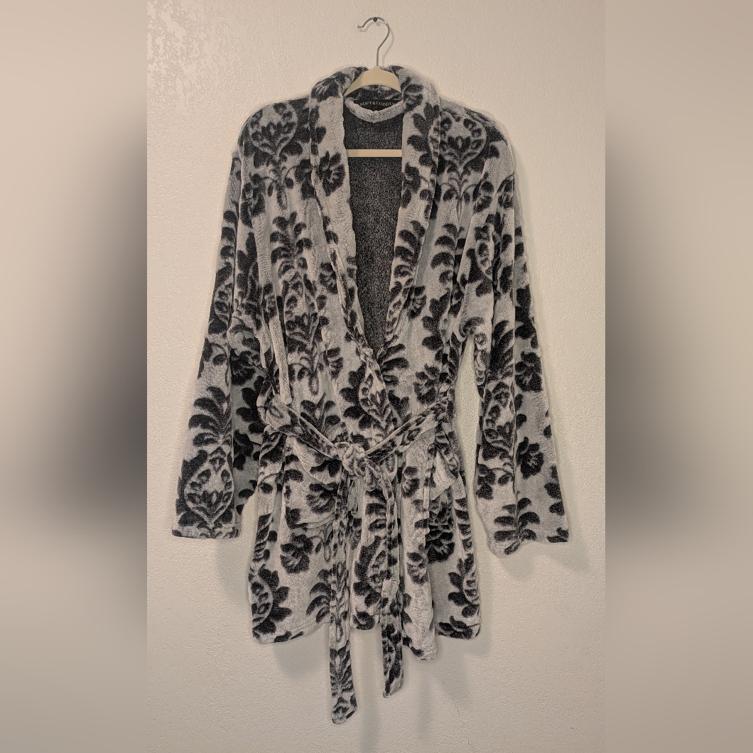 Floral Black And Gray Women's Robe